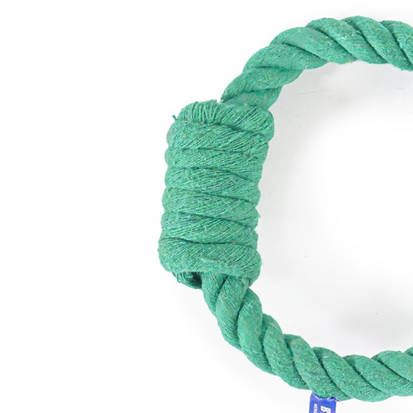 Close up of rope on Battersea Rope and Rubber Ring