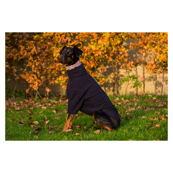 Cameo Cosy Fleece Jumper in black