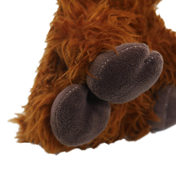 Close up of feet of Super Tough Plush – Rope Core Cow